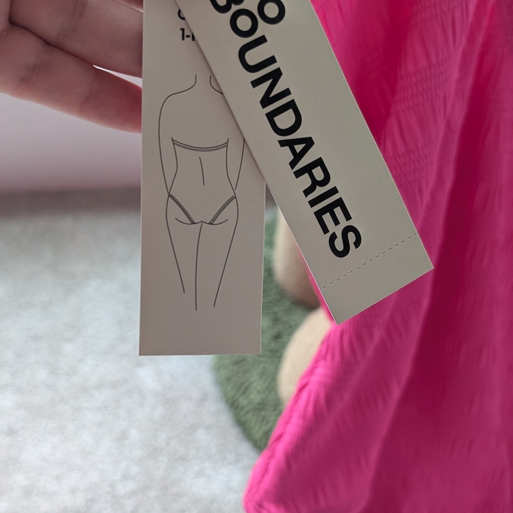 No Boundaries Fuchsia Garment